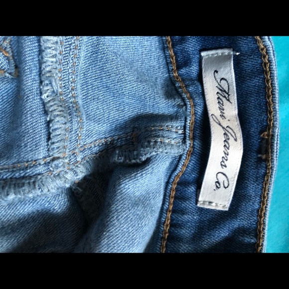 Jean skirt - Picture 2 of 3